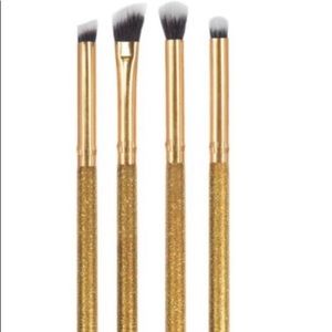 Luxie Premium Synthetic Handcrafted Brushes - NEW